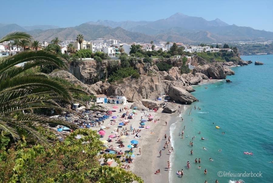 Chez Alison! Central Nerja Apt Eksteriør bilde